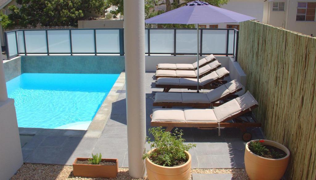 Southern Comfort Guest House Cape Town Exterior photo